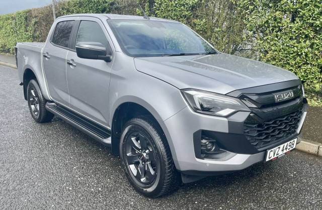 Isuzu D-max 1.9 TD V-Cross Pickup Double Cab 4dr Diesel Auto 4WD Euro 6 (s/s) (164 ps) Pickup Diesel SILVER